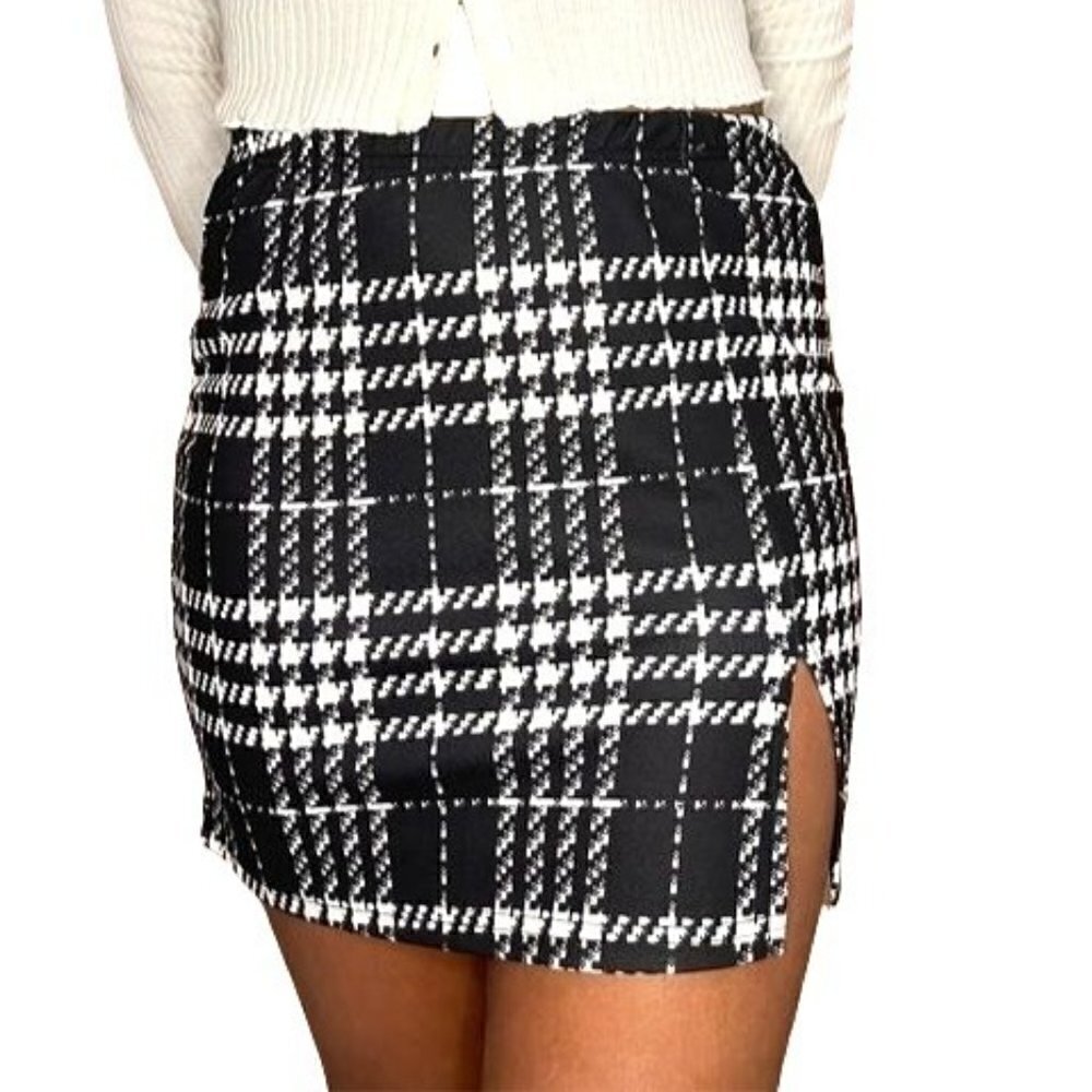 Shein Black and White Checkered Striped Plaid Elastic Waist Pull On Mini Skirt S